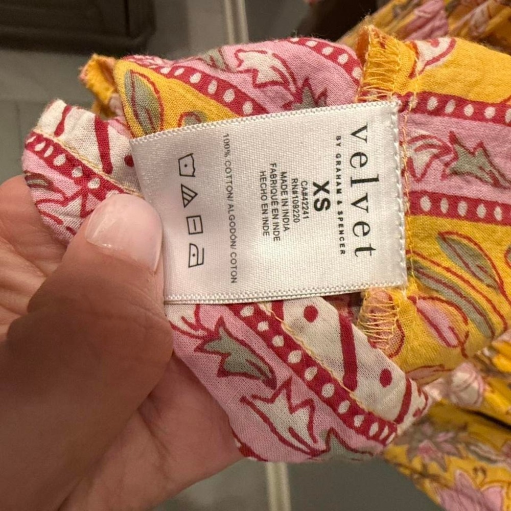 Velvet by Graham & Spencer yellow floral mini dress Size XS - Picture 4 of 5